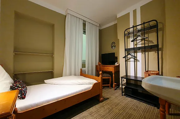 Single Room – Hotel Atlanta